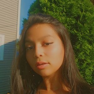 Meet your Posher, Sofia